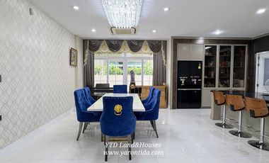 Luxury house For Sale at Nantawan Bangna km7, corner unit, L-Size