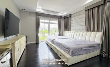 Luxury house For Sale at Nantawan Bangna km7, corner unit, L-Size
