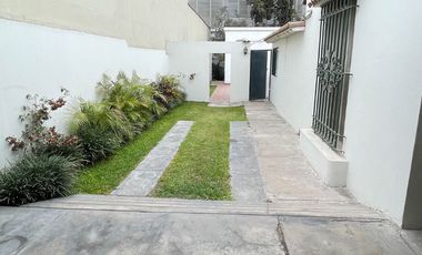 vendo hermosa casa un solo piso circunvalacion golf los incas Surco