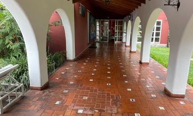 vendo hermosa casa un solo piso circunvalacion golf los incas Surco