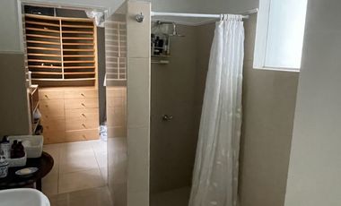 vendo hermosa casa un solo piso circunvalacion golf los incas Surco