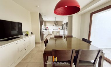 Casa en venta, Camino Real. Mediterránea en condominio interior. Colegio Everest, Craighouse, Monte Tabor