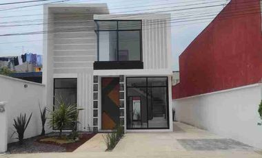 Venta casa con recamara en planta baja