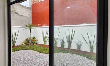 Venta casa con recamara en planta baja