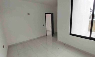 Venta casa con recamara en planta baja