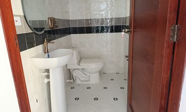 ARRIENDO CASA COMERCIAL EN MEJORAS PUBLICAS