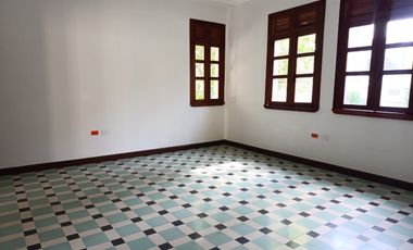 ARRIENDO CASA COMERCIAL EN MEJORAS PUBLICAS