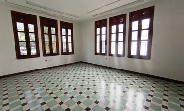 ARRIENDO CASA COMERCIAL EN MEJORAS PUBLICAS