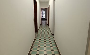 ARRIENDO CASA COMERCIAL EN MEJORAS PUBLICAS