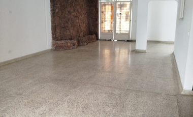 CASA EN VENTA - BARRIO SAN MARTIN