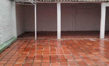 CASA EN VENTA - BARRIO SAN MARTIN
