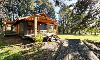 Práctica Casa 3dorm 2 baños a solo min del nuevo Hospital de Villarrica