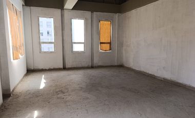 ARRIENDO EDIFICIO EN MEJORAS PUBLICAS