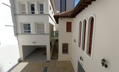 ARRIENDO EDIFICIO EN MEJORAS PUBLICAS