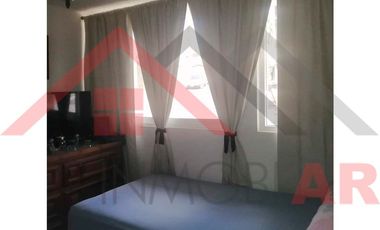 EN VENTA CASA CERCANA DE CENTROS COMERCIALES