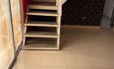 VENDE CASA EXCELENTE VALOR PARA INVERTIR