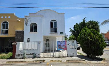 Casa en Venta Residencial Jardines del Edén Coto Elisa