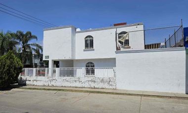 Casa en Venta Residencial Jardines del Edén Coto Elisa