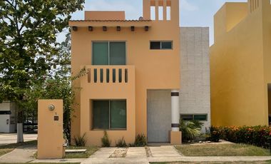 Casa en venta. Fracc. Puerta Magna. Zona Country, Villahermosa Tabasco.