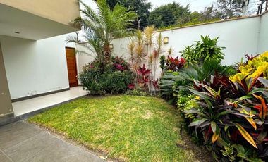 VENTA DE CASA EN URB. LAS MAGNOLIAS SURCO