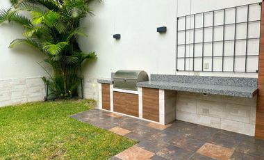VENTA DE CASA EN URB. LAS MAGNOLIAS SURCO