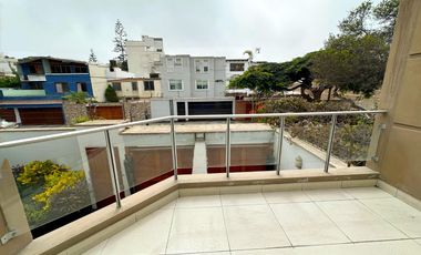 VENTA DE CASA EN URB. LAS MAGNOLIAS SURCO