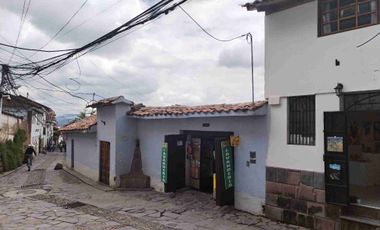 CASA EN VENTA 650M2 EN TANDAPATA SAN BLAS CUSCO ALTAMENTE TURÍSTICO