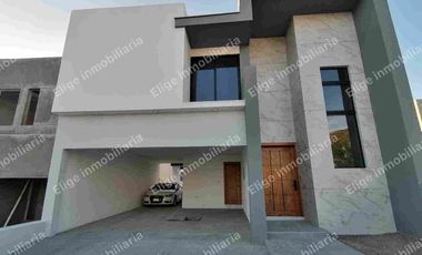 CASA NUEVA EN BOSQUE REAL CON CELDAS SOLARES Y EXCELENTE UBICACION