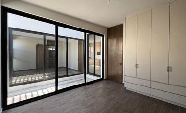 CASA  DE UNA PLANTA EN VENTA NUEVA AL NORTE DE LA CIUDAD