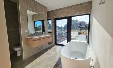 ARRIENDO CASA A ESTRENAR