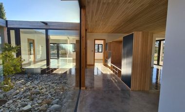 ARRIENDO CASA A ESTRENAR