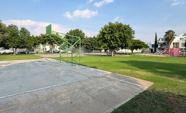 CASA DÚPLEX EN VENTA EN RINCONADAS DEL VALLE, ZAPOPAN