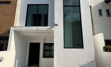 CASA DÚPLEX EN VENTA EN RINCONADAS DEL VALLE, ZAPOPAN