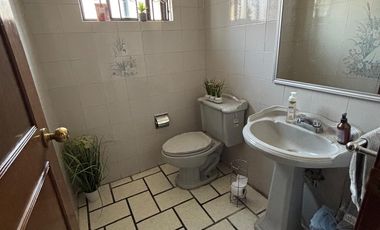 CAMPANARIO OPORTUNIDAD CASA EN DESNIVELES CON ALBERCA ABAJO VALOR DE AVALUO