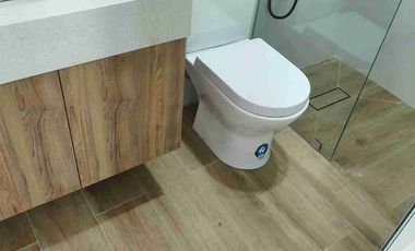 Urdesa Norte Casa recién remodelada 3 dormitorios un a planta con garaje excelentes  acabados!! Para oficina o vivienda