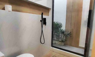 Urdesa Norte Casa recién remodelada 3 dormitorios un a planta con garaje excelentes  acabados!! Para oficina o vivienda