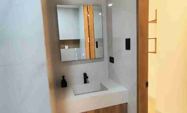 Urdesa Norte Casa recién remodelada 3 dormitorios un a planta con garaje excelentes  acabados!! Para oficina o vivienda