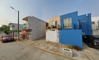 Casa Avenida Del Fuerte, Puerto Esmeralda, Veracruz NO CREDITOS