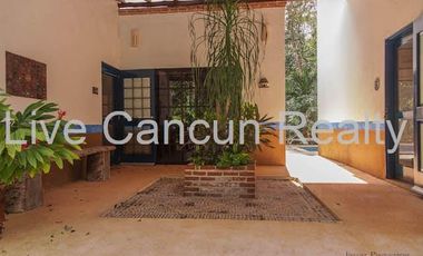CASA ESTILO MEXICANO EN EL RESIDENCIAL ECOLOGICO Y EXCLUSIVO EL RAMONAL , EN CANCUN