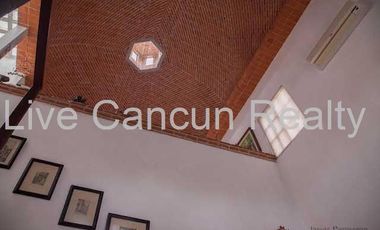 CASA ESTILO MEXICANO EN EL RESIDENCIAL ECOLOGICO Y EXCLUSIVO EL RAMONAL , EN CANCUN