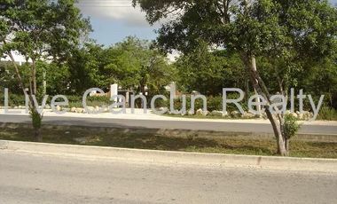 CASA ESTILO MEXICANO EN EL RESIDENCIAL ECOLOGICO Y EXCLUSIVO EL RAMONAL , EN CANCUN