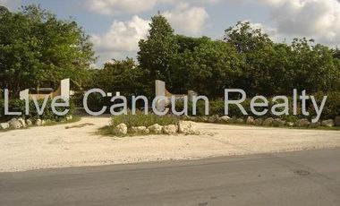 CASA ESTILO MEXICANO EN EL RESIDENCIAL ECOLOGICO Y EXCLUSIVO EL RAMONAL , EN CANCUN
