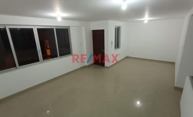 VENTA DE CASA UR. BELLAMAR   NUEVO CHIMBOTE