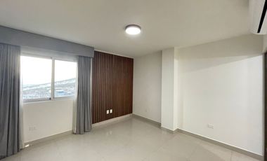 Departamento en Venta Torre Gaia - Carretera Nacional-Colinas del Huajuco