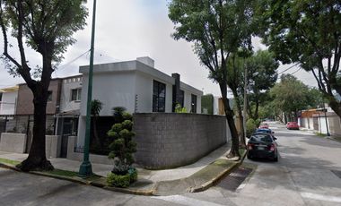 Estrena esta propiedad ubicada en la Colonia Jardines de San Mateo. Estado de México. A un precio por debajo de su valor de mercado