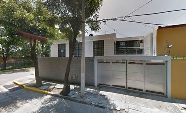 Estrena esta propiedad ubicada en la Colonia Jardines de San Mateo. Estado de México. A un precio por debajo de su valor de mercado