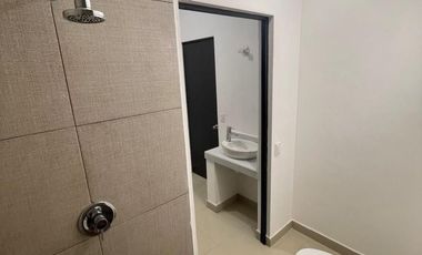Casa en venta ubicada en Cumbres de Santiago