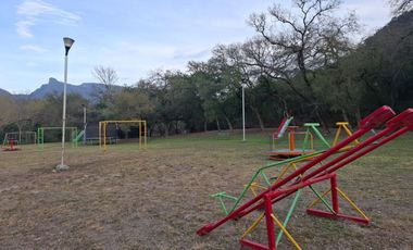 Casa en venta ubicada en Cumbres de Santiago