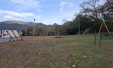 Casa en venta ubicada en Cumbres de Santiago