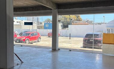 RENTO LOCALES EN PLAZA COMERCIAL SOBRE EJERCITO MEXICANO